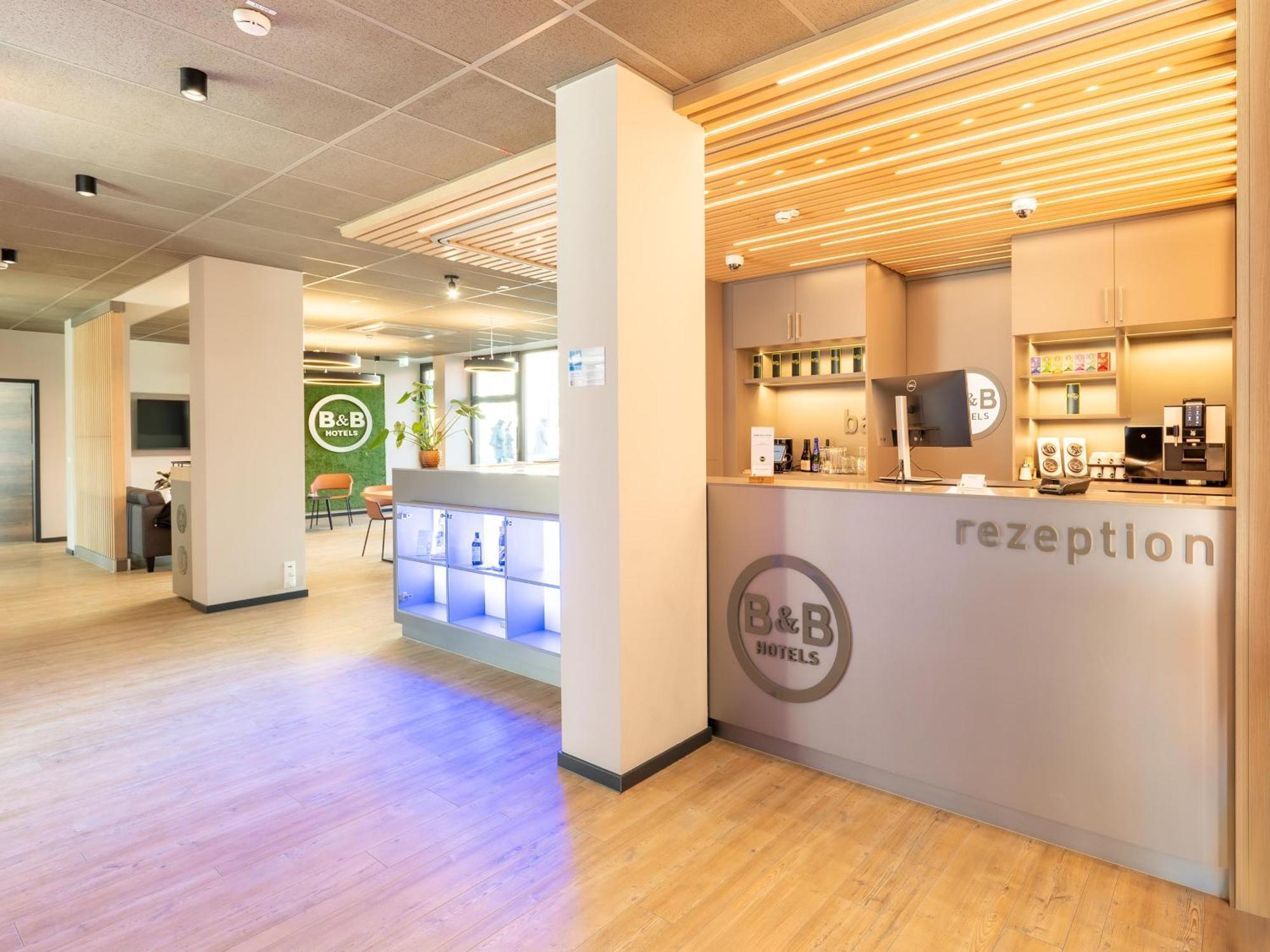 B&B Hotel Albstadt-Hbf Eksteriør billede